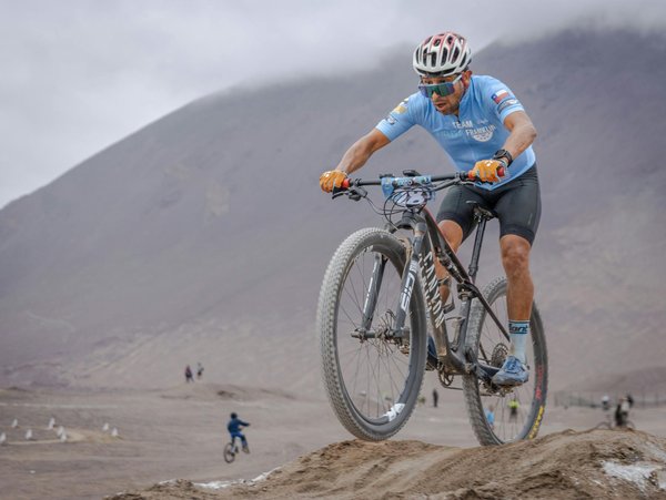 Ultimate Strategies to Prevent Overheating in Your Sport Bike During UK Traffic: Expert Tips for a Cool Ride